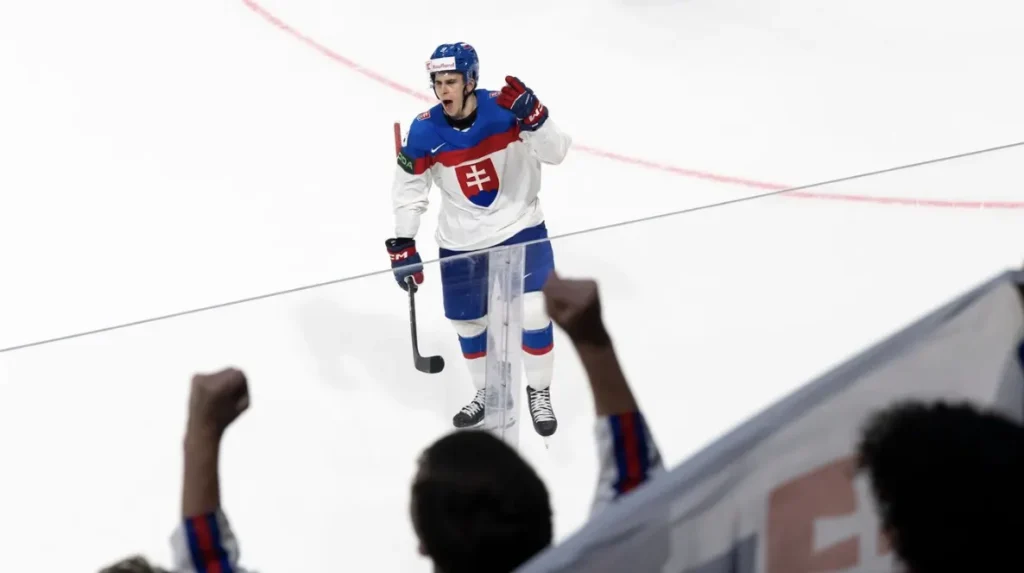 Filip Mešár na MS v hokeji 2026